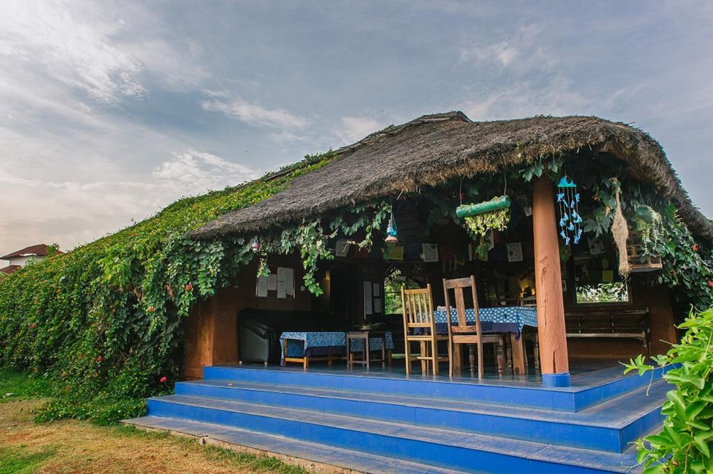 Red Earth Kabini Begur Bagian luar foto