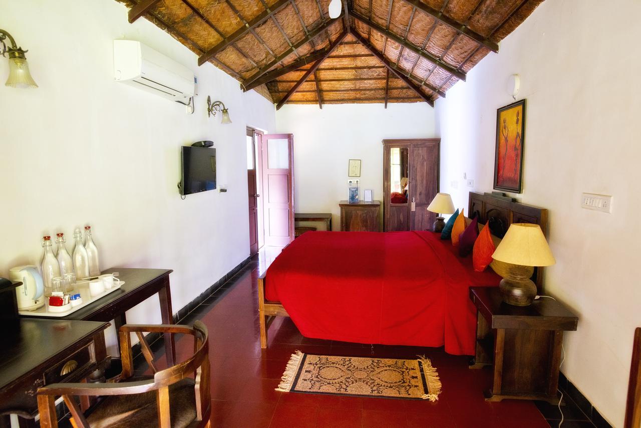 Red Earth Kabini Begur Bagian luar foto