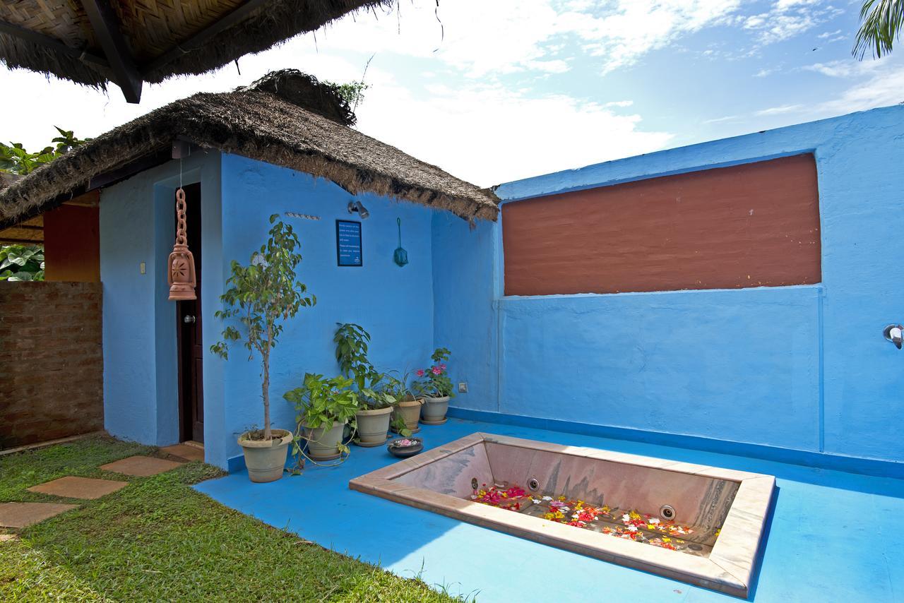 Red Earth Kabini Begur Bagian luar foto