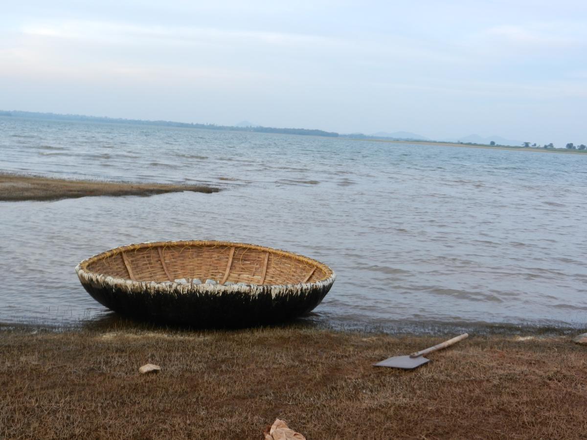 Red Earth Kabini Begur Bagian luar foto