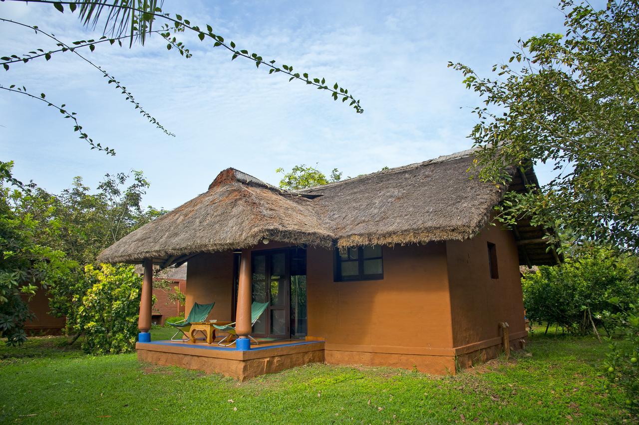 Red Earth Kabini Begur Bagian luar foto